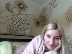 Amateur Live Sex Cam of Yourrealgirl
