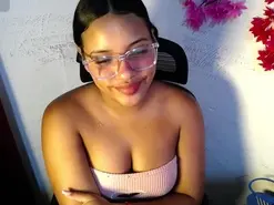 Amateur Adult Video Chat of chleo_rosse