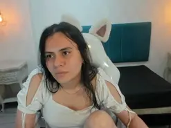 Amateur Live Porn of EmilyBuu