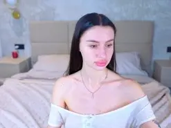 Amateur Adult Webcams of SnowWhitee