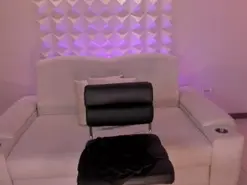 Amateur Best Webcam of MiaRoberts1