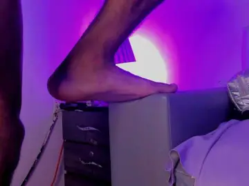 Bongacams Free Live Porn of Bemylover11