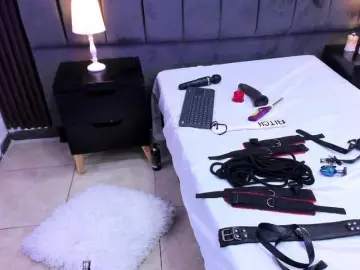 Bongacams Nude Webcam of Wondrekloe