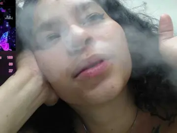 Bongacams Free Porn Cam of catalella-latina