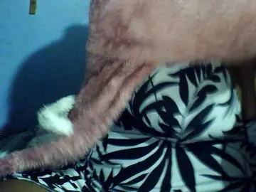 Bongacams Free Porn Cam of Carennehot2
