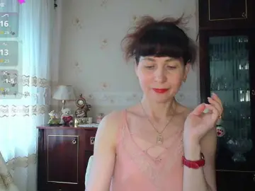 Bongacams Live Sex Cam of caroliiine