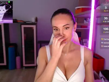Bongacams Live Porn of QWEENII