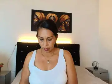 Bongacams Watch Live Sex Cams of Shanon-mature