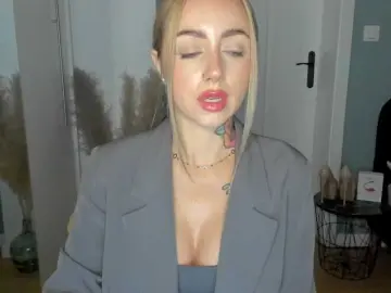 Bongacams Free Porn Cam of SEXYcoralie