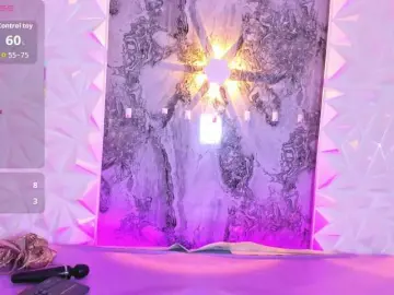 Bongacams Nude Webcam of playful-violet