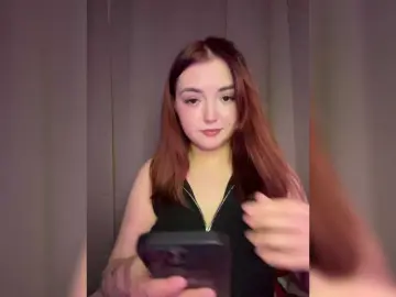 Bongacams Watch Live Sex Cams of BellaAndAlice