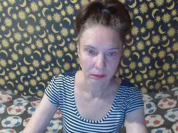 Bongacams Free Porn Cam of moon-energy