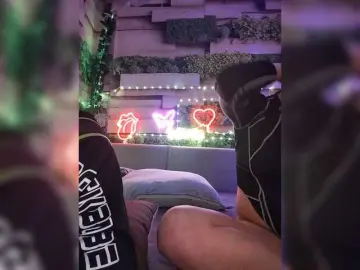 Bongacams Best live sex cam show of 2Laski2