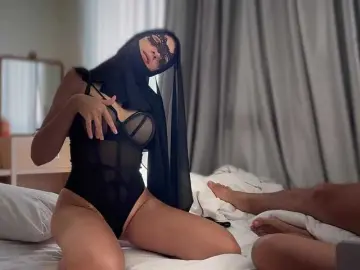 Bongacams Sex Chat of hiddenCrazySlut