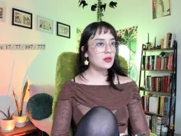Bongacams Live Sex Cam of Luci--ana