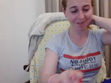 Bongacams Watch Live Sex Cams of alissonone