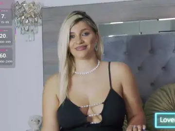 Bongacams Live Sex of lorehottie
