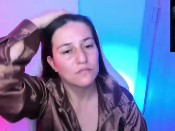 Bongacams Live Sex Cam of Saskyaajohnson