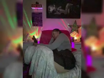 Bongacams Watch Live Sex Cams of TheDime