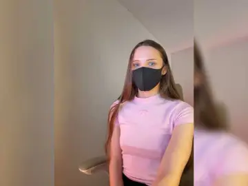 Bongacams Sex Cam of SweetIra