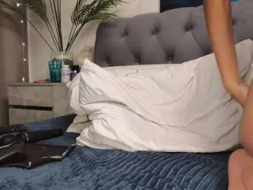 Bongacams Watch Live Sex Cams of -Sexyhotangel-