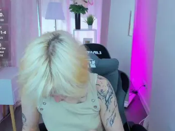 Bongacams Best Webcam of LunaaBee