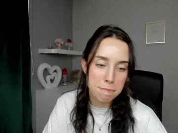 Bongacams Live Sex of adeleLive