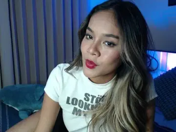 Bongacams Watch Live Sex Cams of lilypeachxx