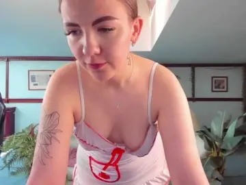 Bongacams Private Sex Chat of KiraRustle