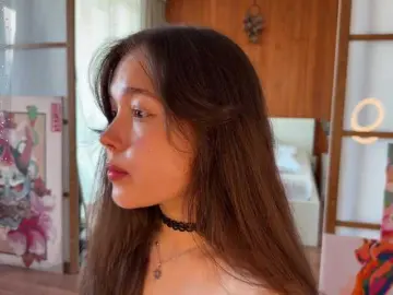 Bongacams Adult Video Chat of PlumyBun