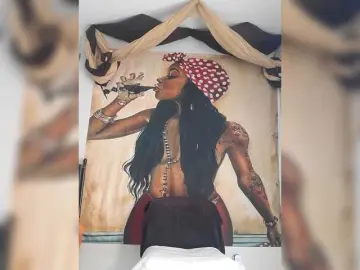 Bongacams Nude Webcam of QueenAnitaDix