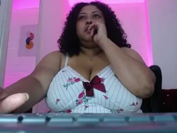 Bongacams Watch Live Sex Cams of Ayliinn