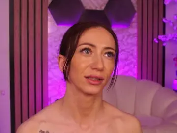 Bongacams Free Porn Cam of RubyFever