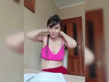 Bongacams Live Sex Cam of Hellenalonenochka