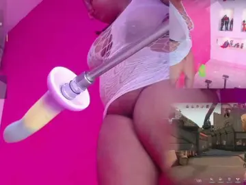 Bongacams Free Live Porn of MhiaRey
