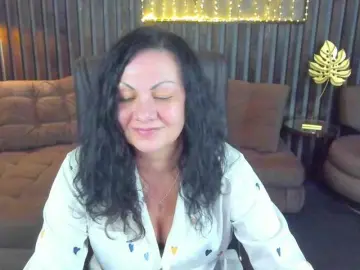 Bongacams Watch Live Sex Cams of IrissMoon