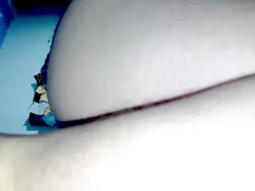 Bongacams Watch Live Sex Cams of PetiteIvoryqueens