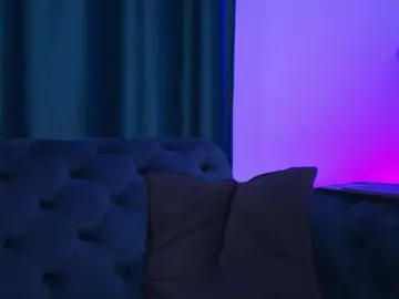 Bongacams Nude Webcam of DeniseDevilles