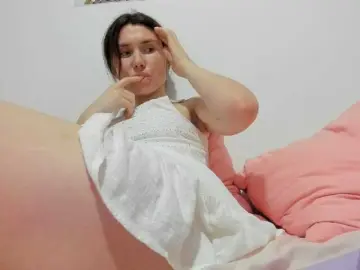 Bongacams Best live sex cam show of ZoiKissy