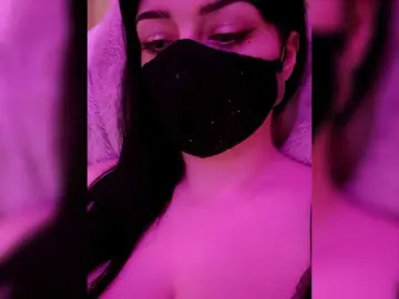 Bongacams Live Porn of YennSI