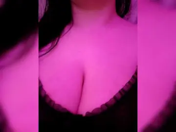 Bongacams Sex Cam of YennSI