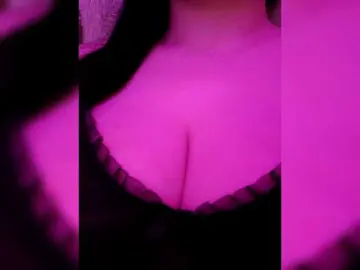 Bongacams Nude Webcam of YennSI