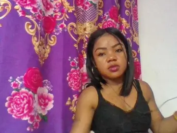 Bongacams Free Porn Cam of Elyah1a