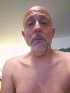 Cam4 Private Sex Chat of beneleven_xxx