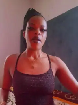 Cam4 Live Sex Cam of TrottieHottie1