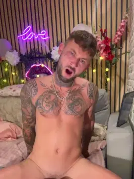 Cam4 Best live sex cam show of Loretino1