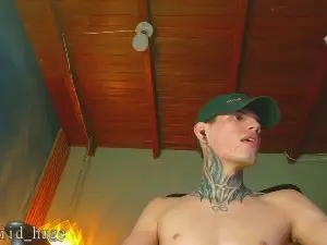 Cam4 Adult Video Chat of david_huge