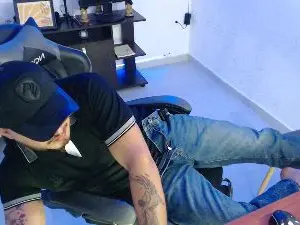 Cam4 Free Porn Cam of Thiago_420_