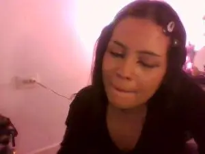 Cam4 Adult Webcam of Doll_dollys_
