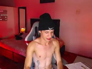 Cam4 Watch Live Sex Cams of santiagocutexxx